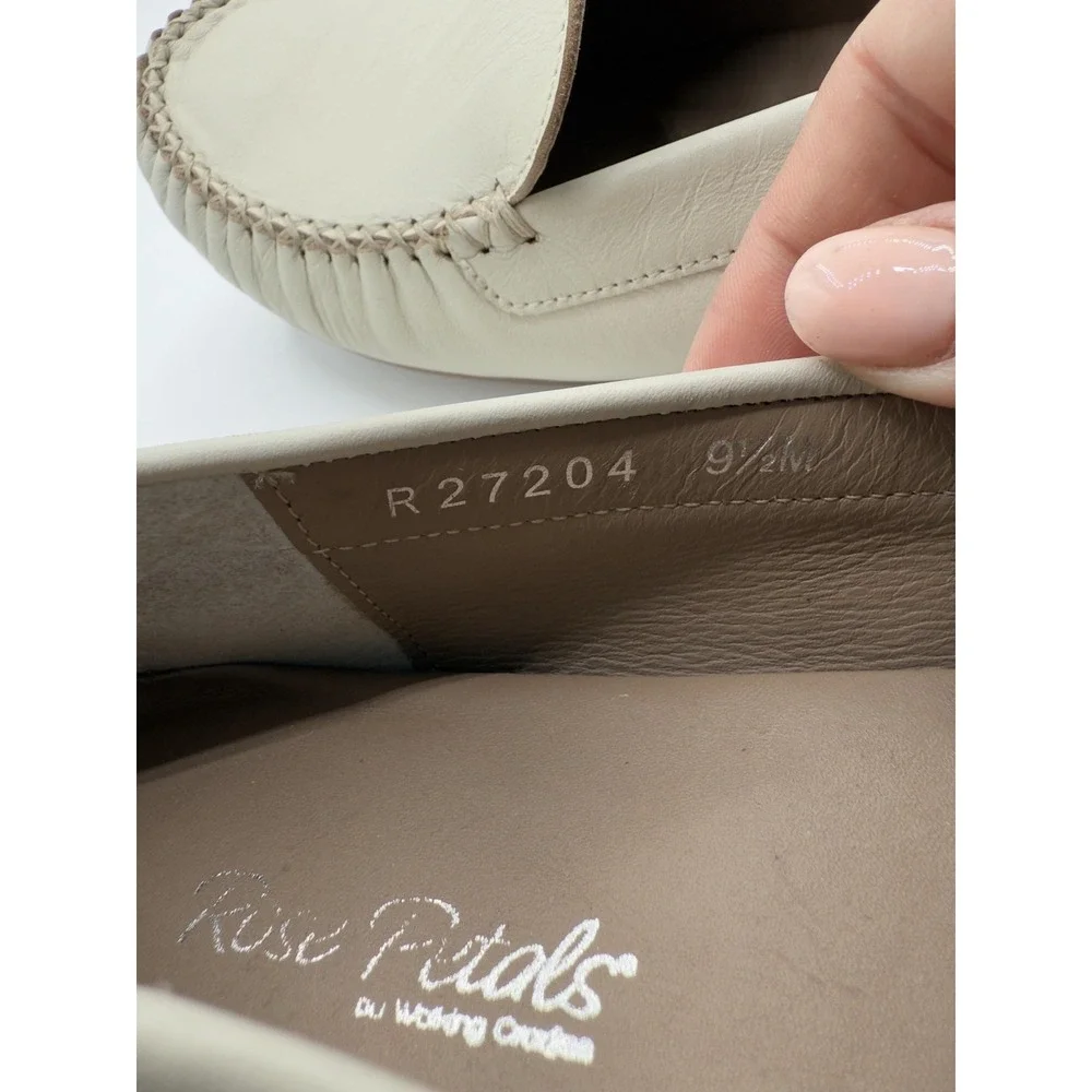 Rose Petals Loafer Shoes Womens Size 9.5 Beige Moccasin Slip On‎ Comfort